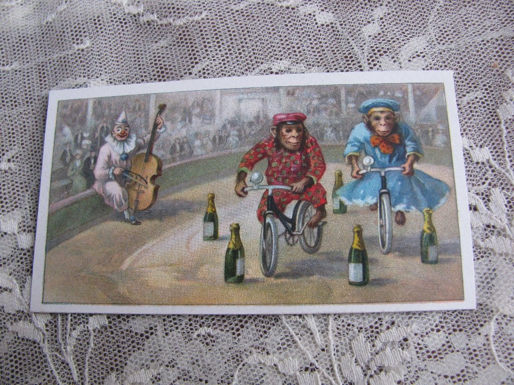 Oud Reclame Kaartje / Schoenpoets - Aap op de Fiets / Circus, Verzamelen, Verzenden, Voor 1920, Overige thema's