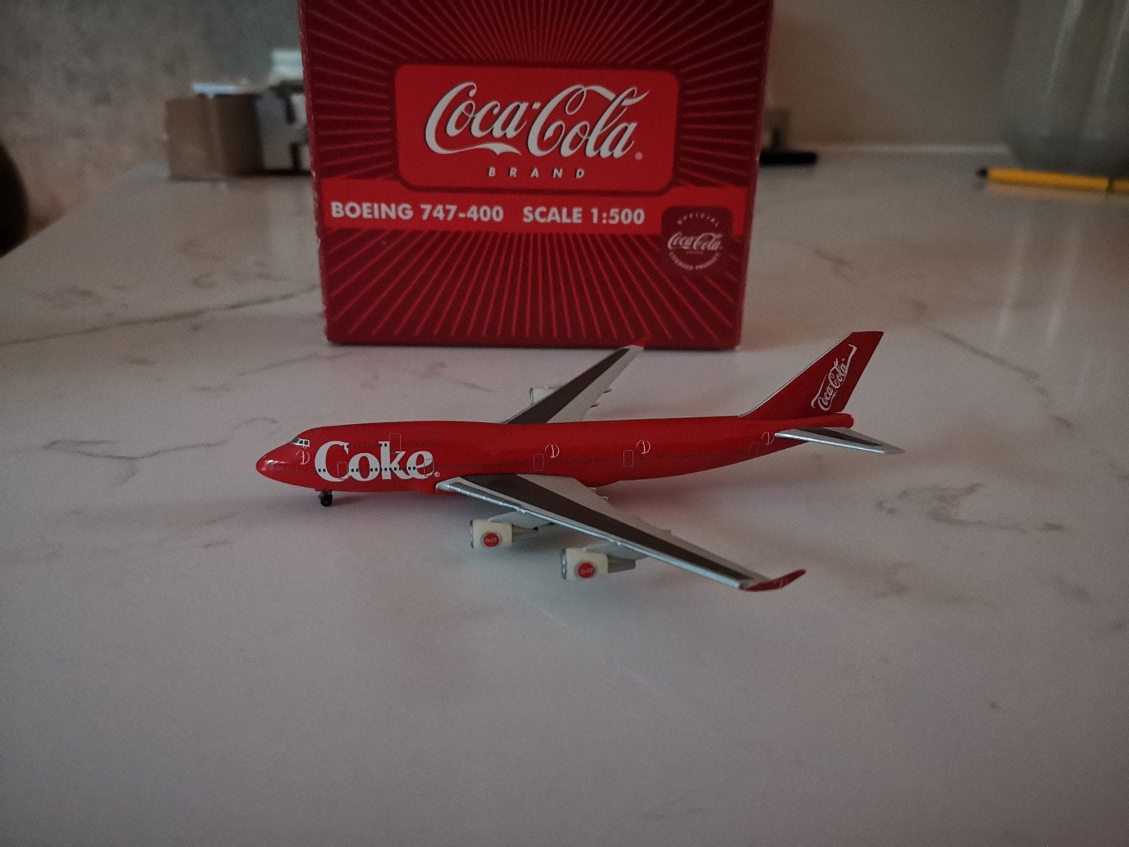 Boeing 747-400 Coca-Cola Lemke LC25003 Herpa 1:500, Hobby en Vrije tijd, Overige merken, 1:200 of kleiner, Nieuw, Ophalen of Verzenden