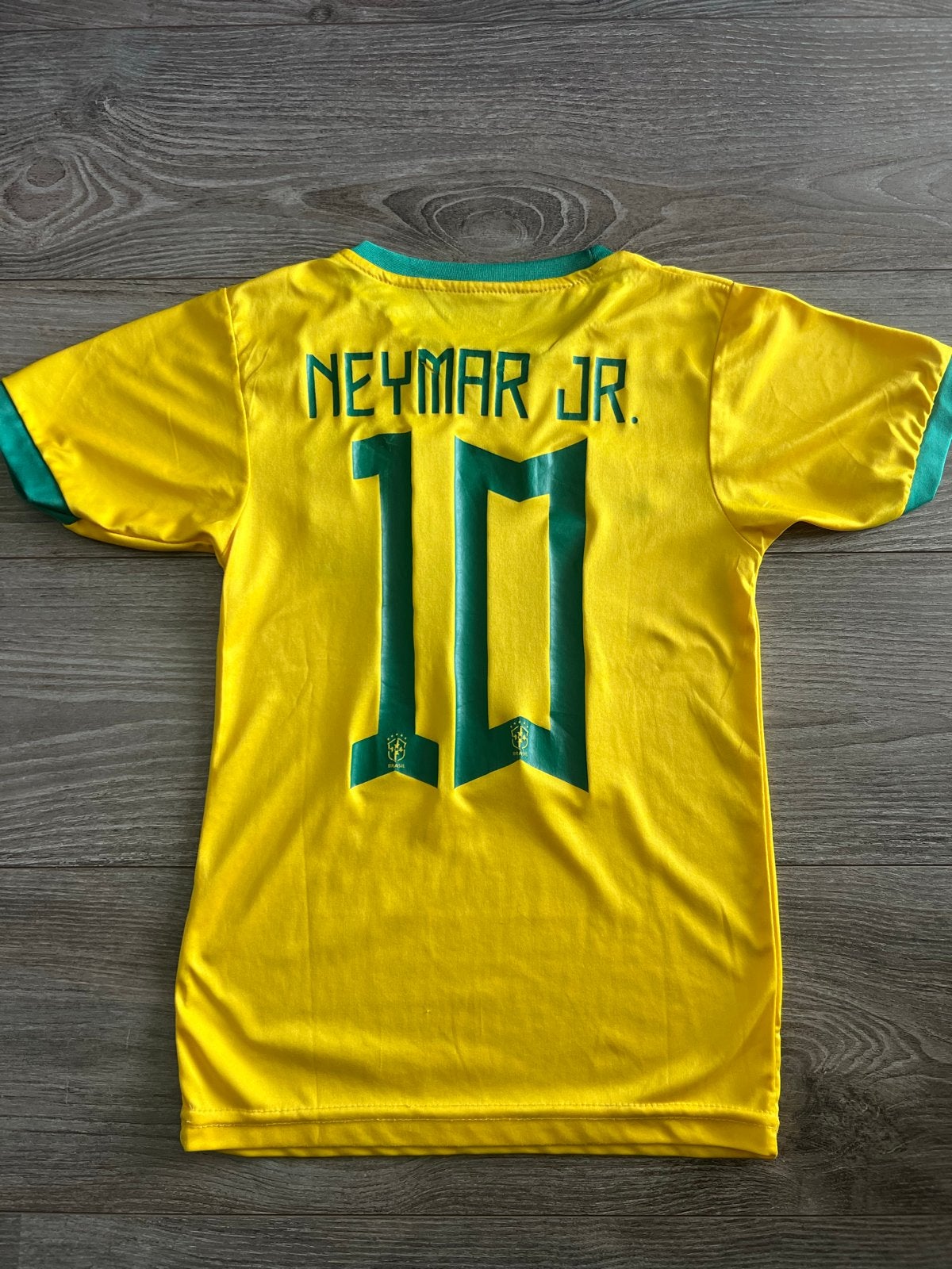Neymar Jr. Brazilië Thuistenue Maat 140, Maat XS of kleiner, Ophalen of Verzenden, Zo goed als nieuw, Set