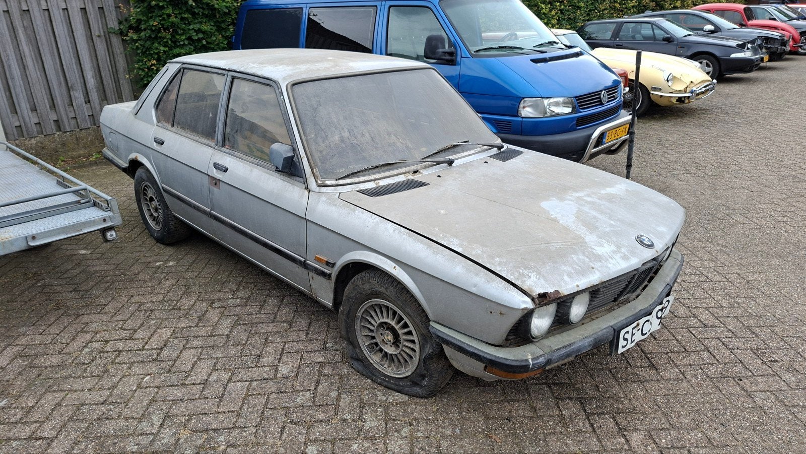 Bmw 528i loop of sloop, Bedrijf, Handgeschakeld, Grijs, Sedan