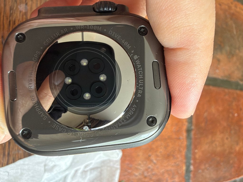 Apple Watch  Ultra 3 Zwart Titanium ( Milanese Band Zwart )
