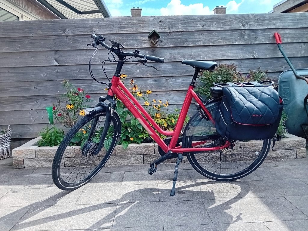 Electrische damesfiets, Zo goed als nieuw, 50 km per accu of meer, 55 tot 59 cm, Ophalen