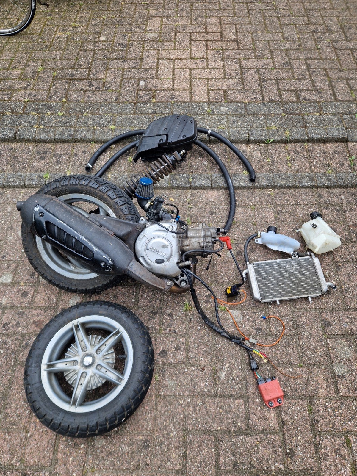 172cc stage 2 piaggio hexagon blok, Ophalen