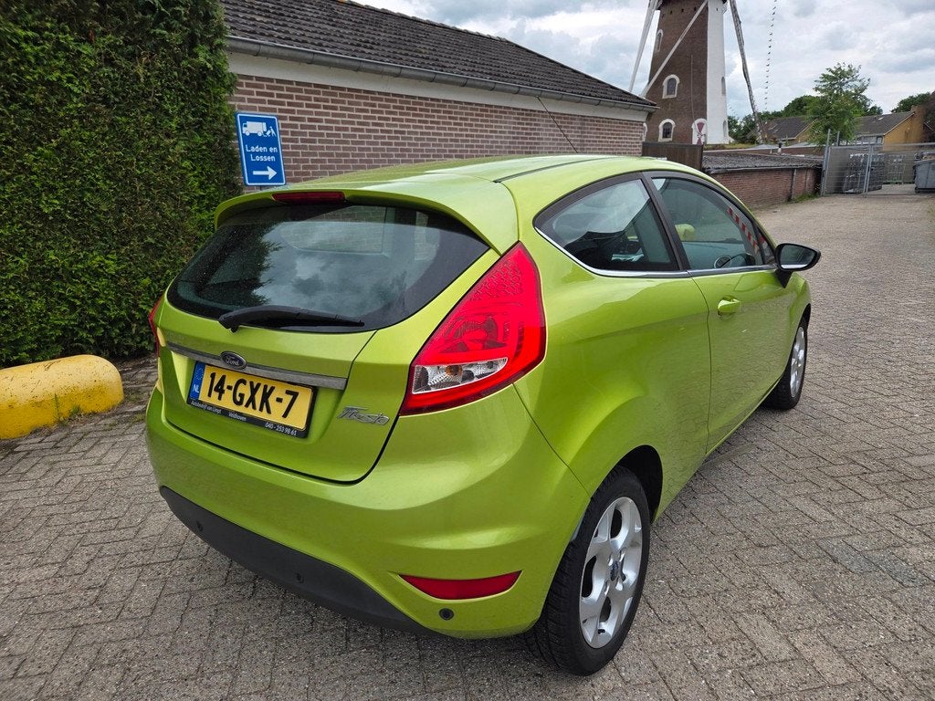 Ford Fiesta 1.25 Titanium, Auto's, Voorwielaandrijving, Stof, 82 pk, Origineel Nederlands