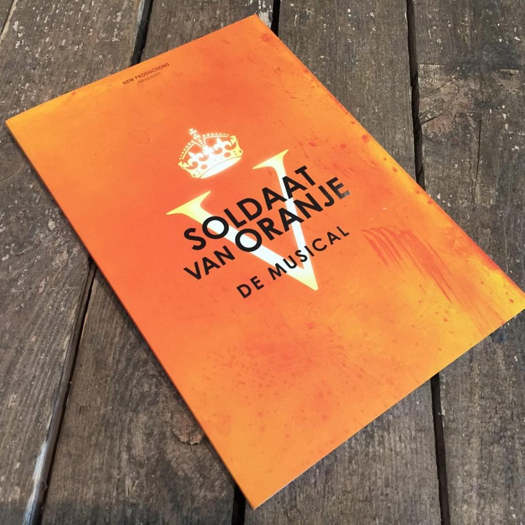 soldaat van oranje de musical programma boekje+ foto(vb29), Boeken, Verzenden, Zo goed als nieuw, Ballet of Musical