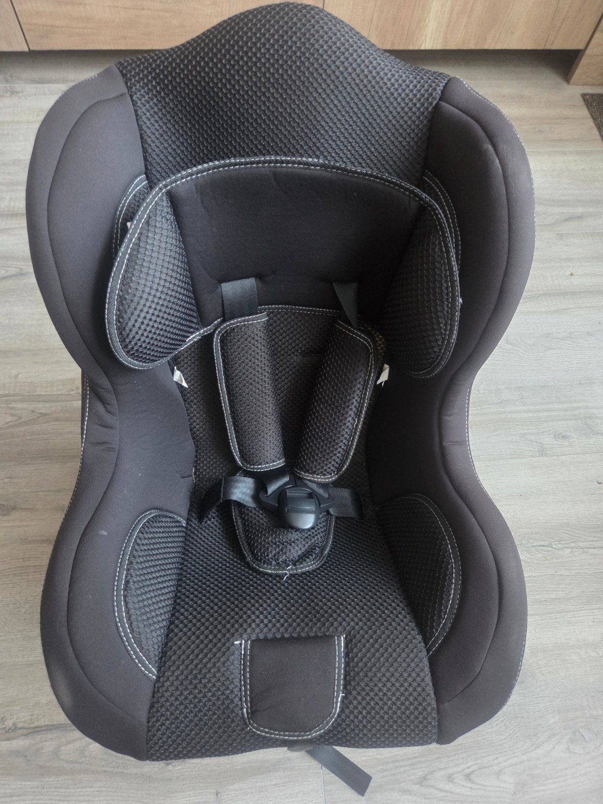Gratis! Autostoel 0-18kg - Comfortabel en Veilig, Kinderen en Baby's, 0 t/m 18 kg, Verstelbare rugleuning, Ophalen, Overige merken