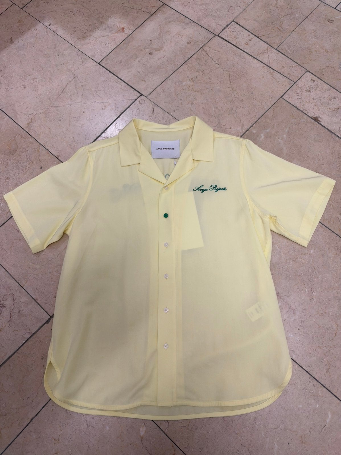 Te koop nieuwe Ange Projects Bowling shirt yellow, Postlaan 3, Nieuw, Ophalen of Verzenden, 123@home.nl