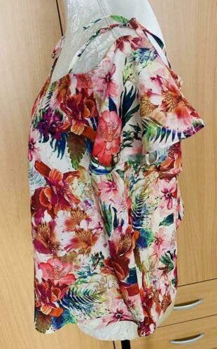 Tuunte blouse maat 38 NIEUW, Kleding | Dames, Blouses en Tunieken, Ophalen of Verzenden, Nieuw, Maat 38/40 (M), Overige kleuren
