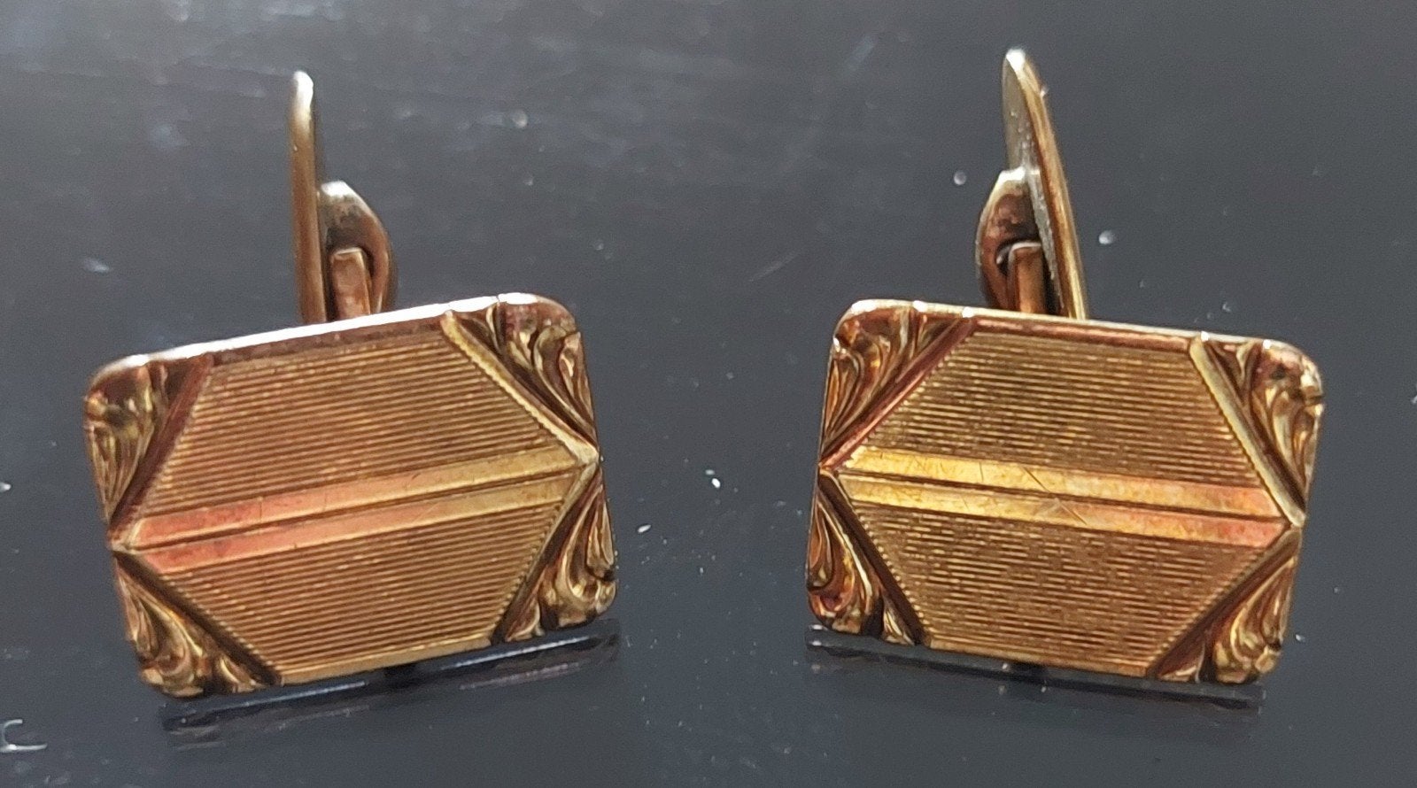 Vintage Gouden Manchetknopen - Elegant Design, Ophalen of Verzenden, Gebruikt, Goud, Verguld