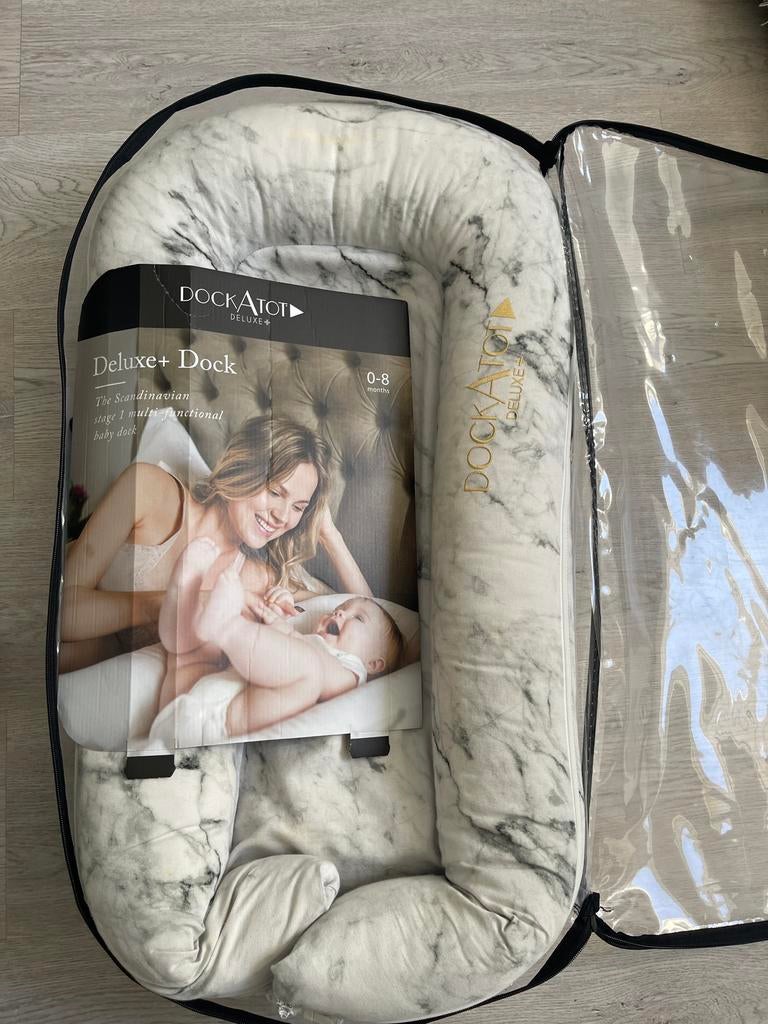 DockATot Deluxe+ Dock - Marmeren Baby Nestje, Ophalen, Zo goed als nieuw, Overige typen