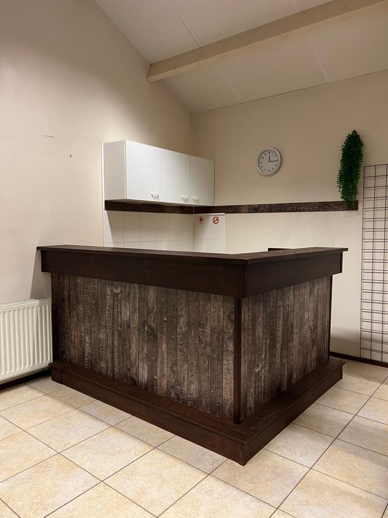 Bar met keukenblok, Ophalen, Gebruikt