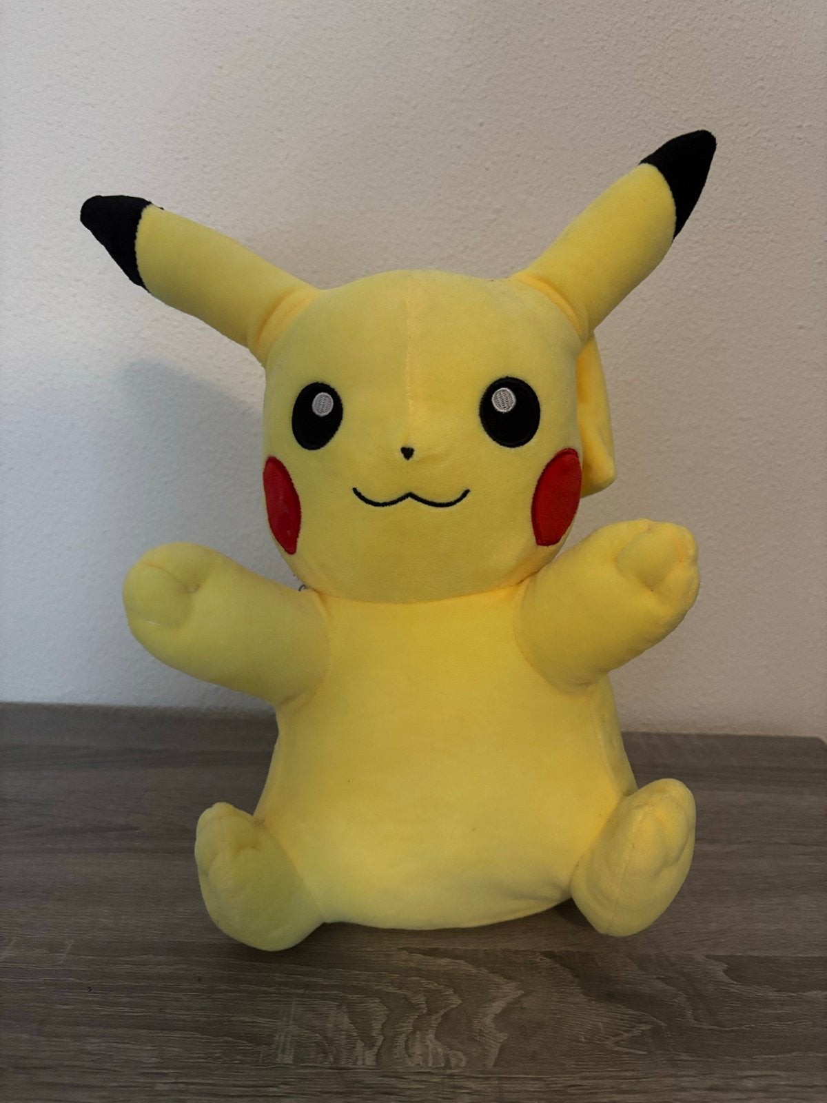 Pikachu knuffel rugzak - Pokémon, Ophalen, Geel, Overige typen, Zo goed als nieuw