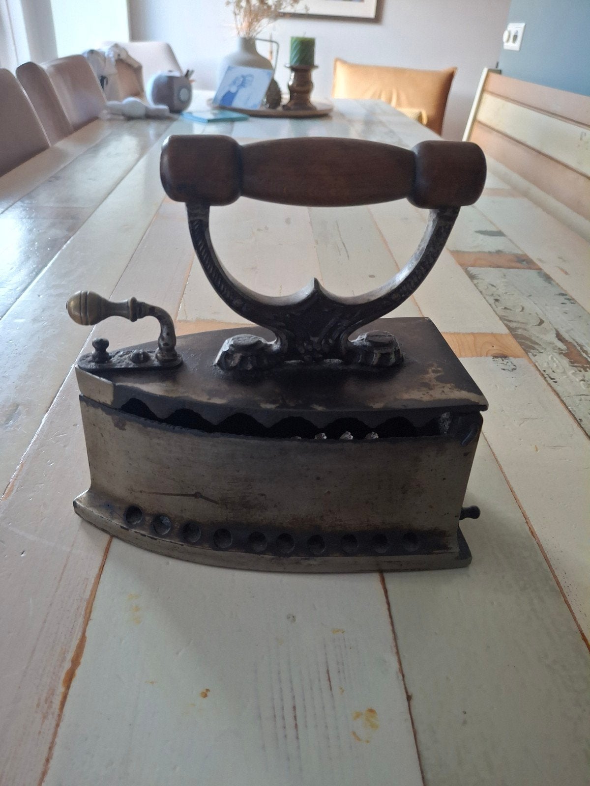 Antiek strijkijzer op kolen - decoratief, Ophalen of Verzenden