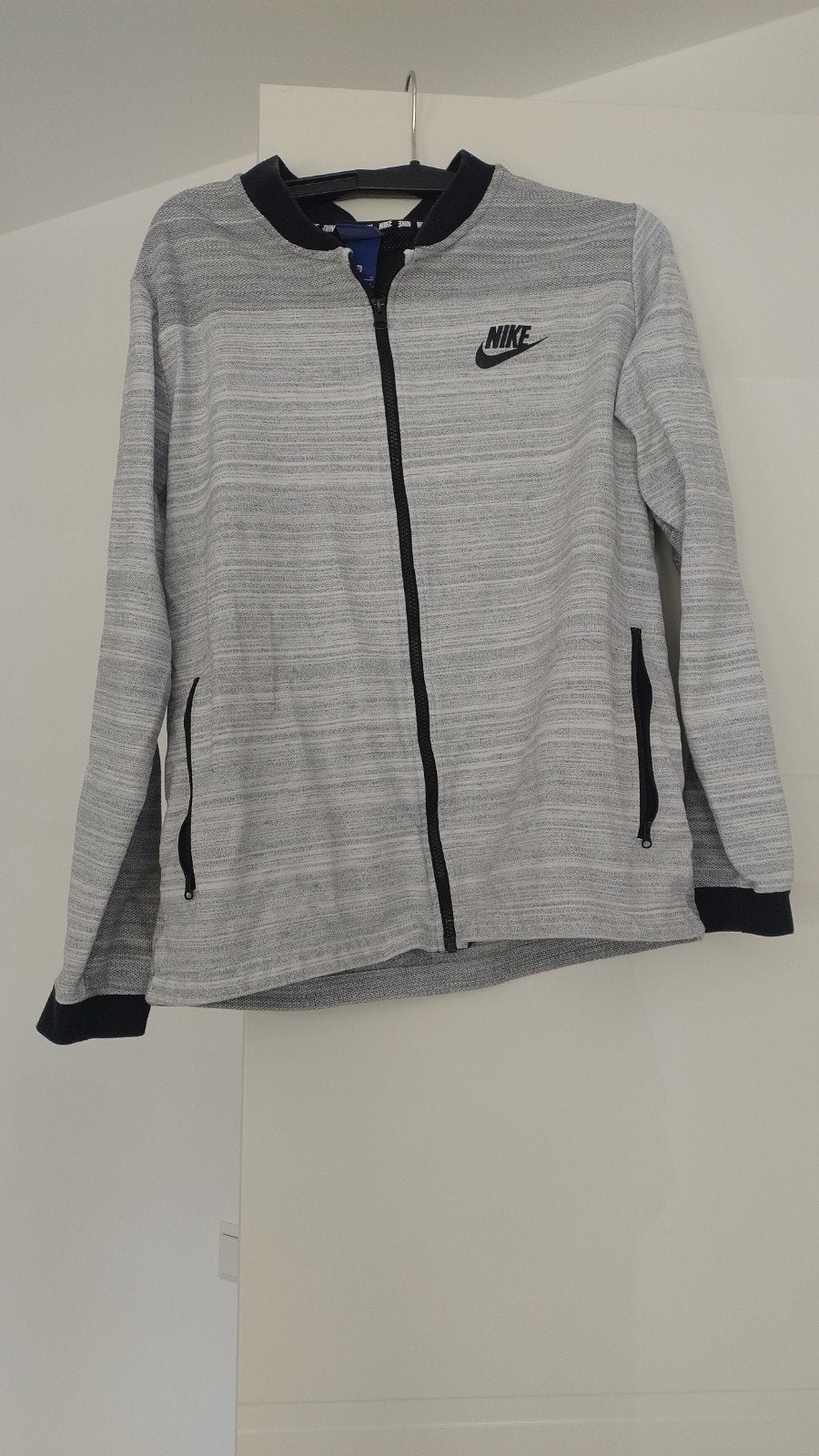 tennisjack Nike xl, Sport en Fitness, Ophalen of Verzenden, Zo goed als nieuw, Kleding, Nike