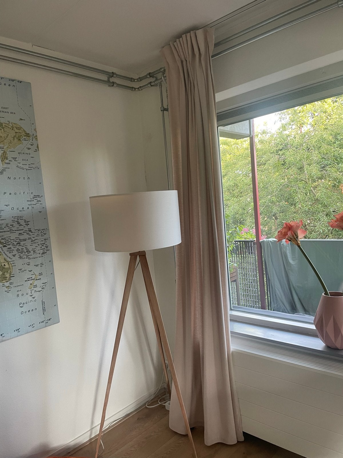 Lichtdoorlatende gordijnen - Beige - 4-stuks, Ophalen, Gebruikt, Beige, Lichtdoorlatend