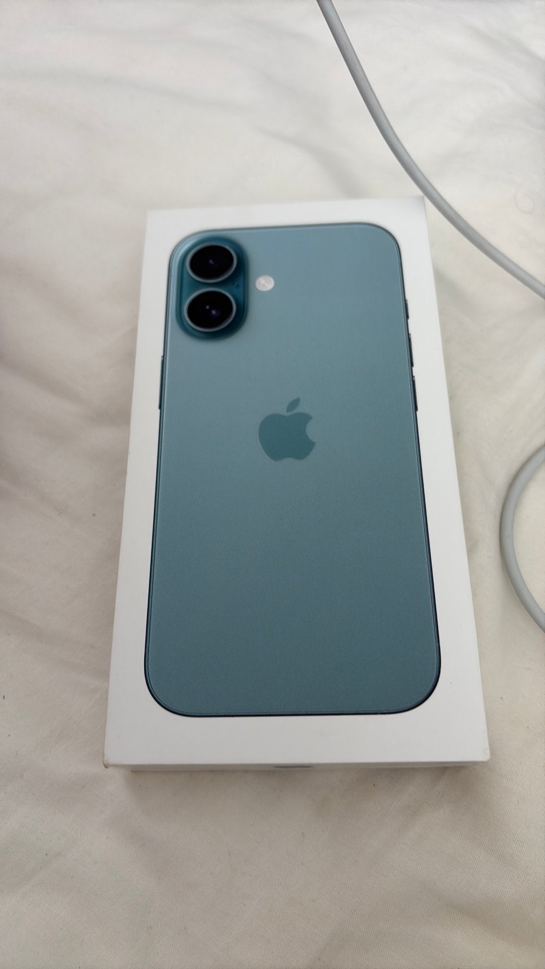 Iphone 16 128gb met doos zo goed als nieuwe, Telecommunicatie, Mobiele telefoons | Apple iPhone, 128 GB, 89 %, Blauw, IPhone 16
