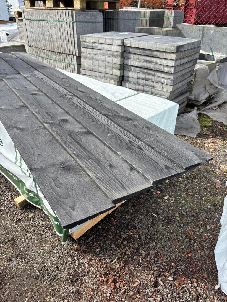 Zweeds rabat Zaans zwart gespoten – restpartij, Ophalen, Nieuw, 250 cm of meer, Planken