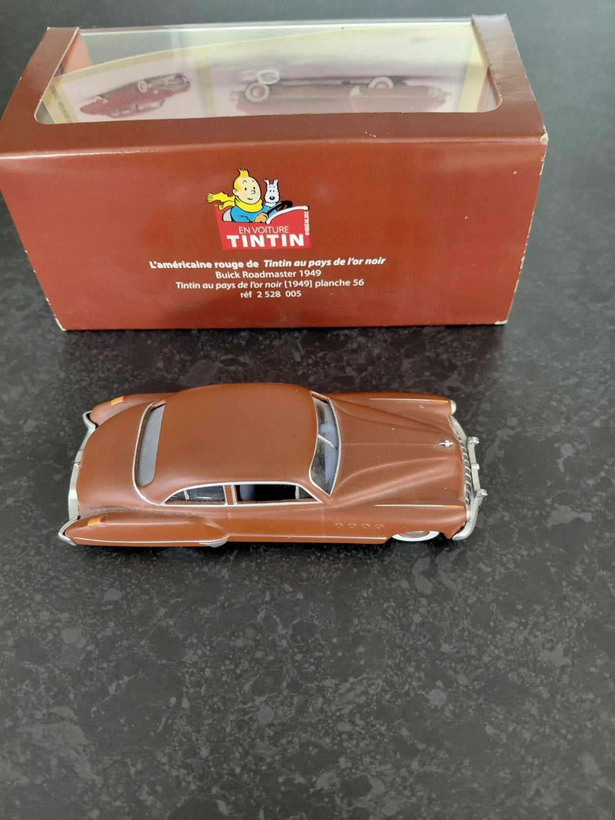 Kuifje Buick Roadmaster 1949 - Het Zkmwarte Goud, Ophalen of Verzenden, Zo goed als nieuw
