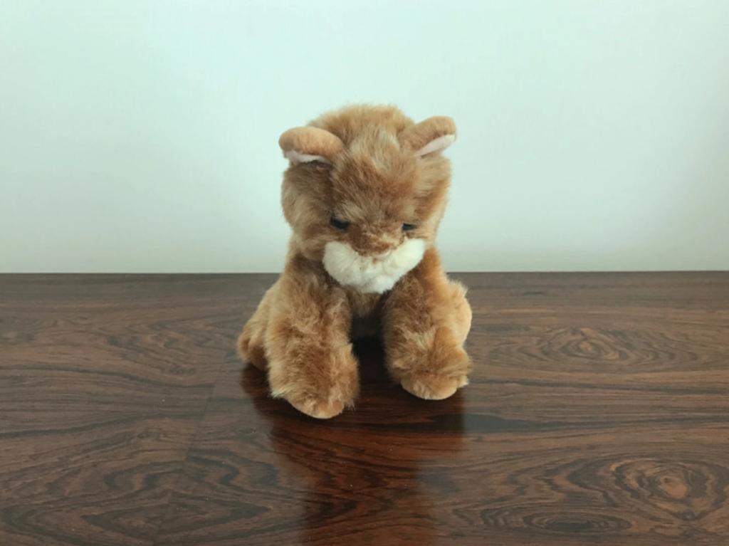 Russ Berrie Whiskers schattige knuffel poes kat, Ophalen of Verzenden, Zo goed als nieuw, Kat, Russ Berrie