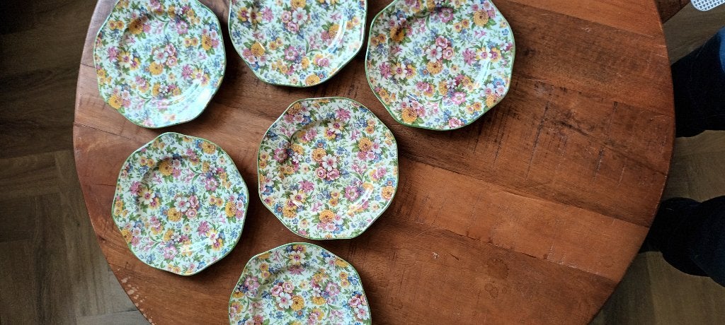hele mooie gebaksbordjes, Huis en Inrichting, Keuken | Servies, Overige merken, Klassiek, Ophalen of Verzenden, Zo goed als nieuw