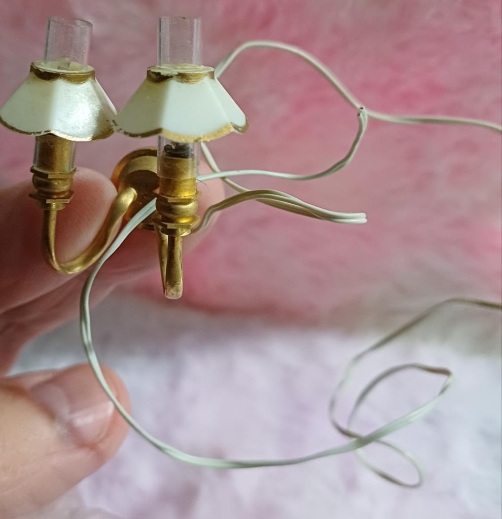 Poppenhuis lampje, Verzamelen, Poppenhuizen en Toebehoren, Ophalen of Verzenden, Zo goed als nieuw, Poppenhuis