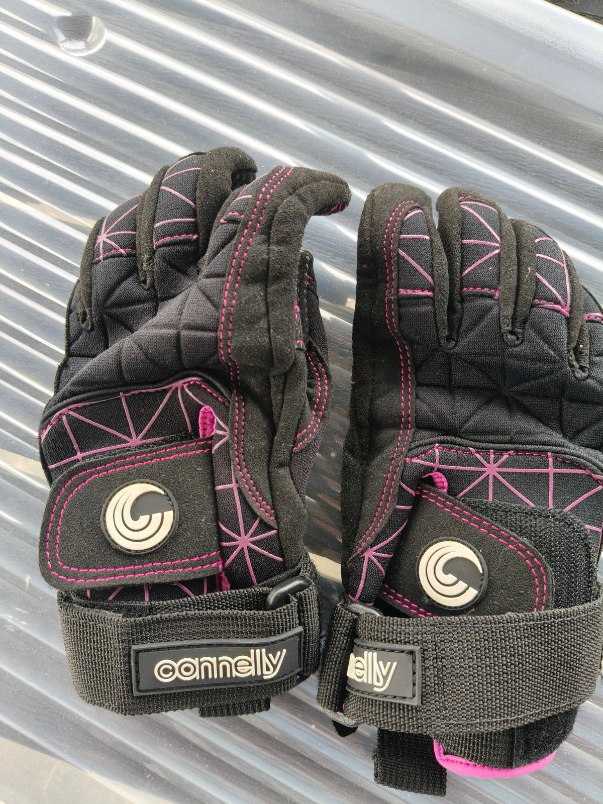 Connelly waterskihandschoenen XS, Connelly, Overige typen, Ophalen of Verzenden, Zo goed als nieuw