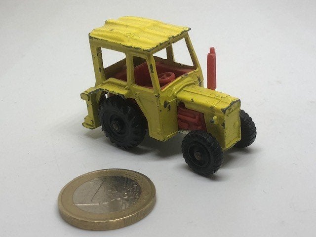 Massey Furguson Tractor 3303, Corgi Juniors, Ophalen of Verzenden, Gebruikt, Tractor of Landbouw