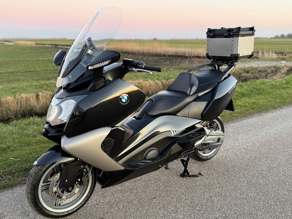 BMW C650GT met handvat- en zadelverwarming, topkoffer, Motoren, Gebruikt, Particulier, Meer dan 35 kW, Automaat
