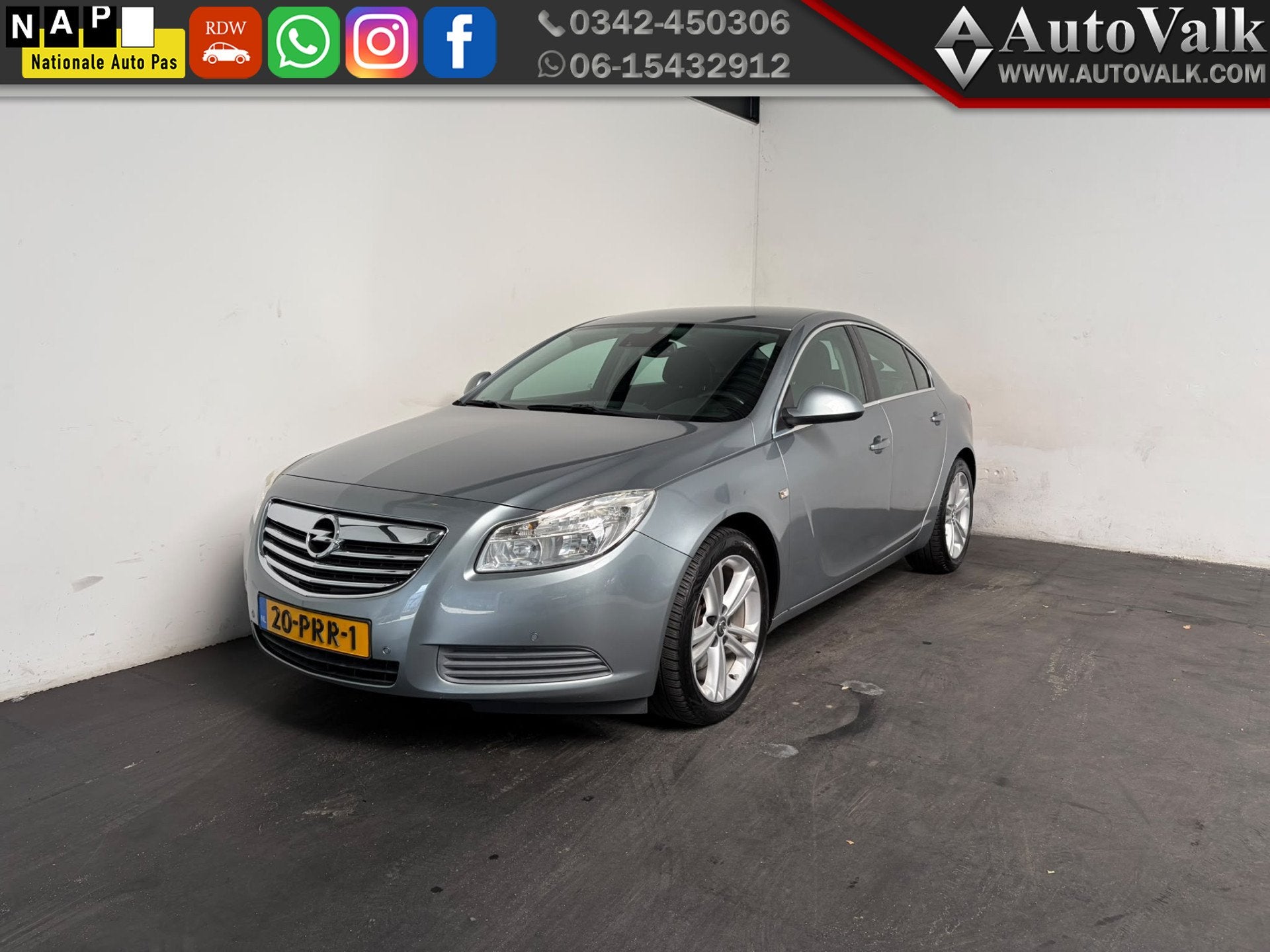Opel Insignia 1.6 T Edition (bj 2011), Auto's, Opel, Euro 5, Gebruikt, Automatische klimaatregeling, 4 cilinders