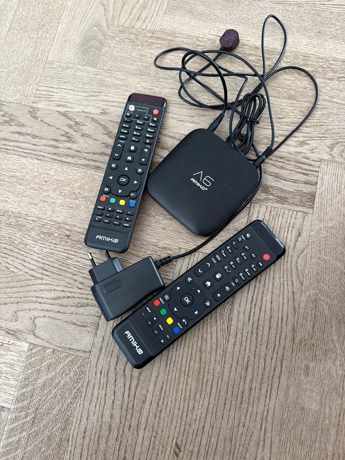 Amiko A6 Android TV Box - Smart TV Decoder, Audio, Tv en Foto, Decoders en Harddiskrecorders, Ophalen of Verzenden, Gebruikt, Decoder