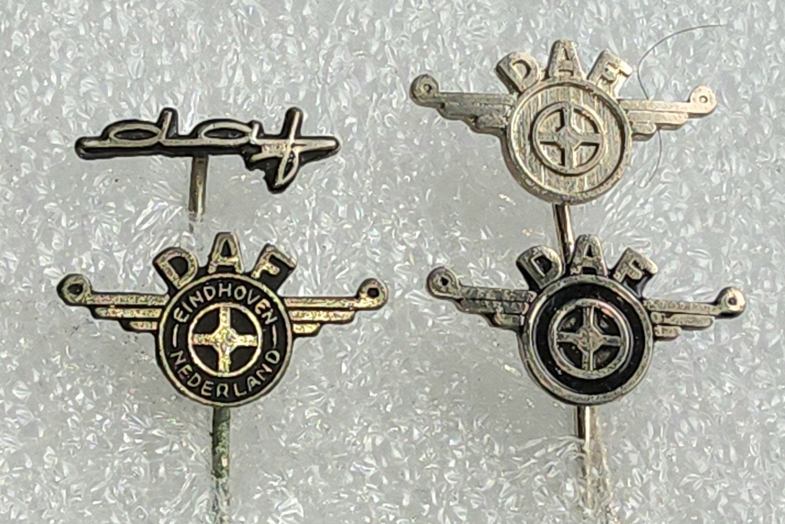 4 DAF Speldjes - Vintage Collectie, Ophalen of Verzenden, Gebruikt, Merk, Speldje of Pin