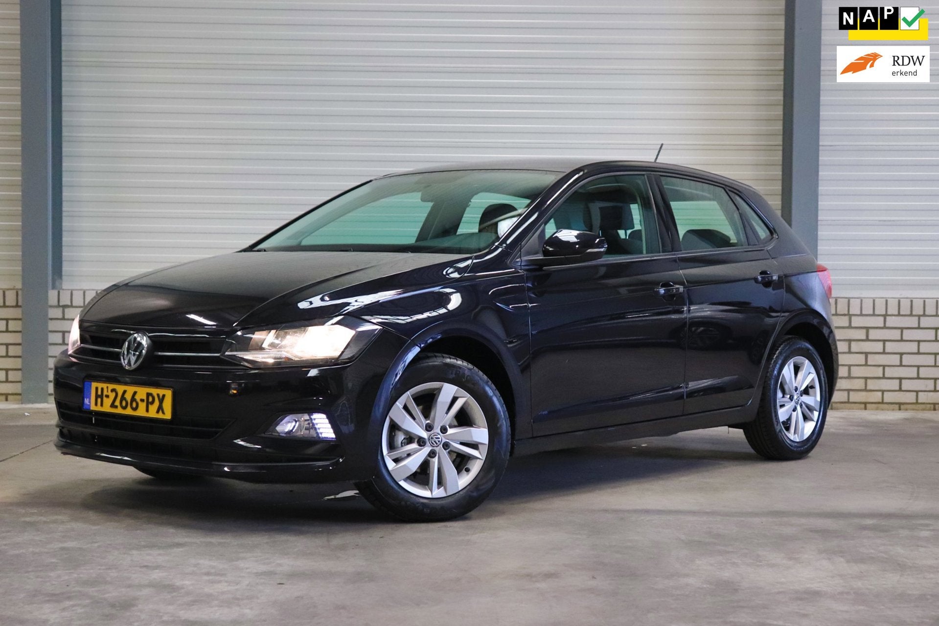 Volkswagen Polo 1.0 TSI Comfortline Carplay | Nw distributie, Auto's, Voorwielaandrijving, Stof, Gebruikt, 95 pk