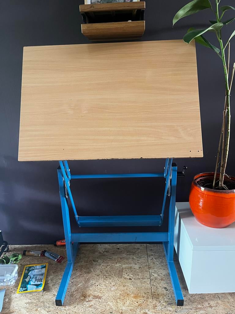 Tekentafel met verstelbaar blad, Doe-het-zelf en Verbouw, Tekentafels, Ophalen, Gebruikt, Minder dan 130 cm