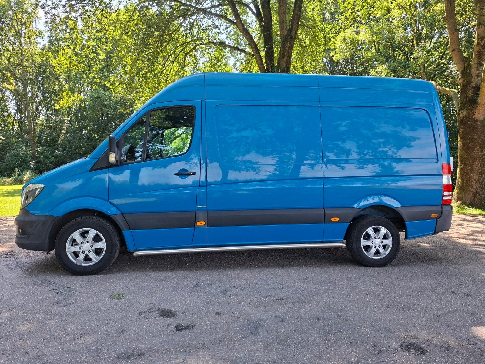 Mercedes-Benz Sprinter L2 H2 2.1 CDI 120KW 2015, Euro 5, Achterwielaandrijving, 4 cilinders, Blauw