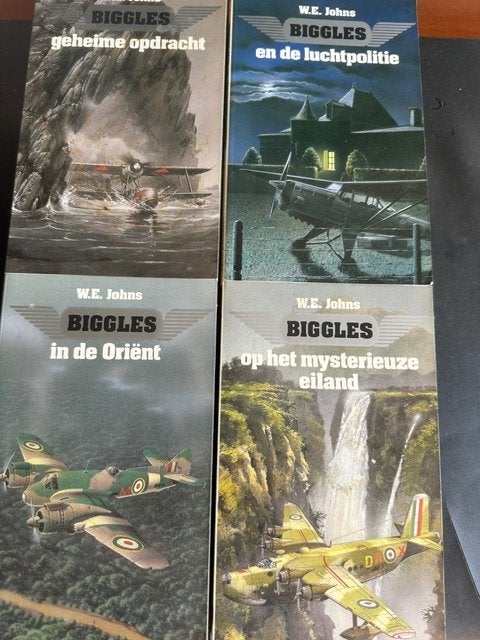 Biggles Pocketboeken Verba serie, Boeken, Ophalen of Verzenden, Zo goed als nieuw, W.E.Johns