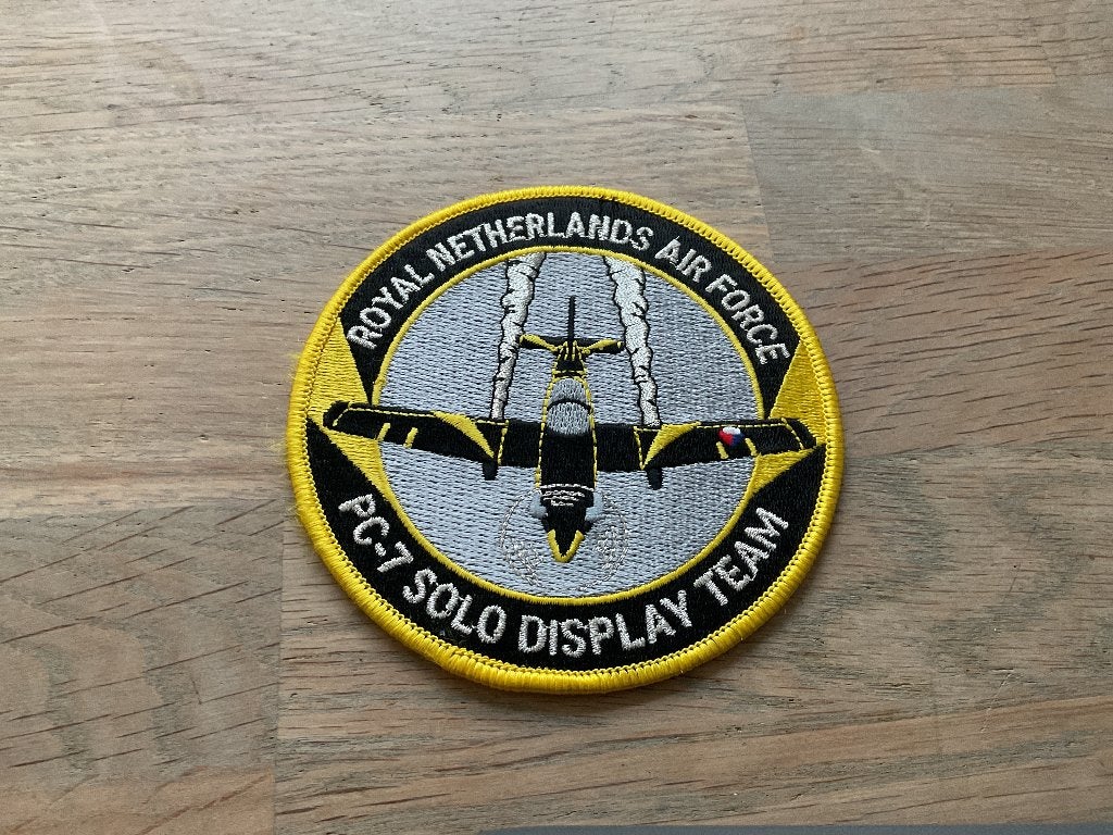 KLU Luchtmacht PC-7 Solo display badge patch, Ophalen of Verzenden, Nieuw, Patch, Badge of Embleem
