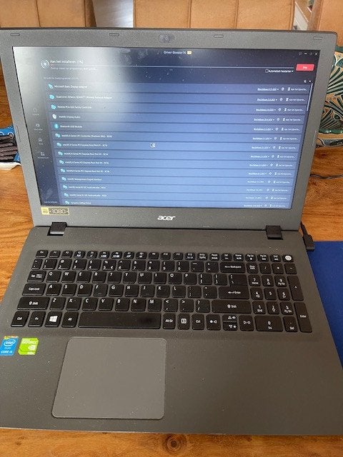Acer-Aspire E5 573G i5, 120 Gb, Gebruikt, Met videokaart, Minder dan 2 Ghz