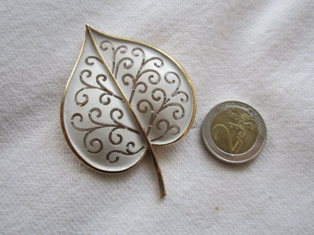 17.  Schitterende oude broche, TRIFARI, Ophalen, Overige materialen, Broche