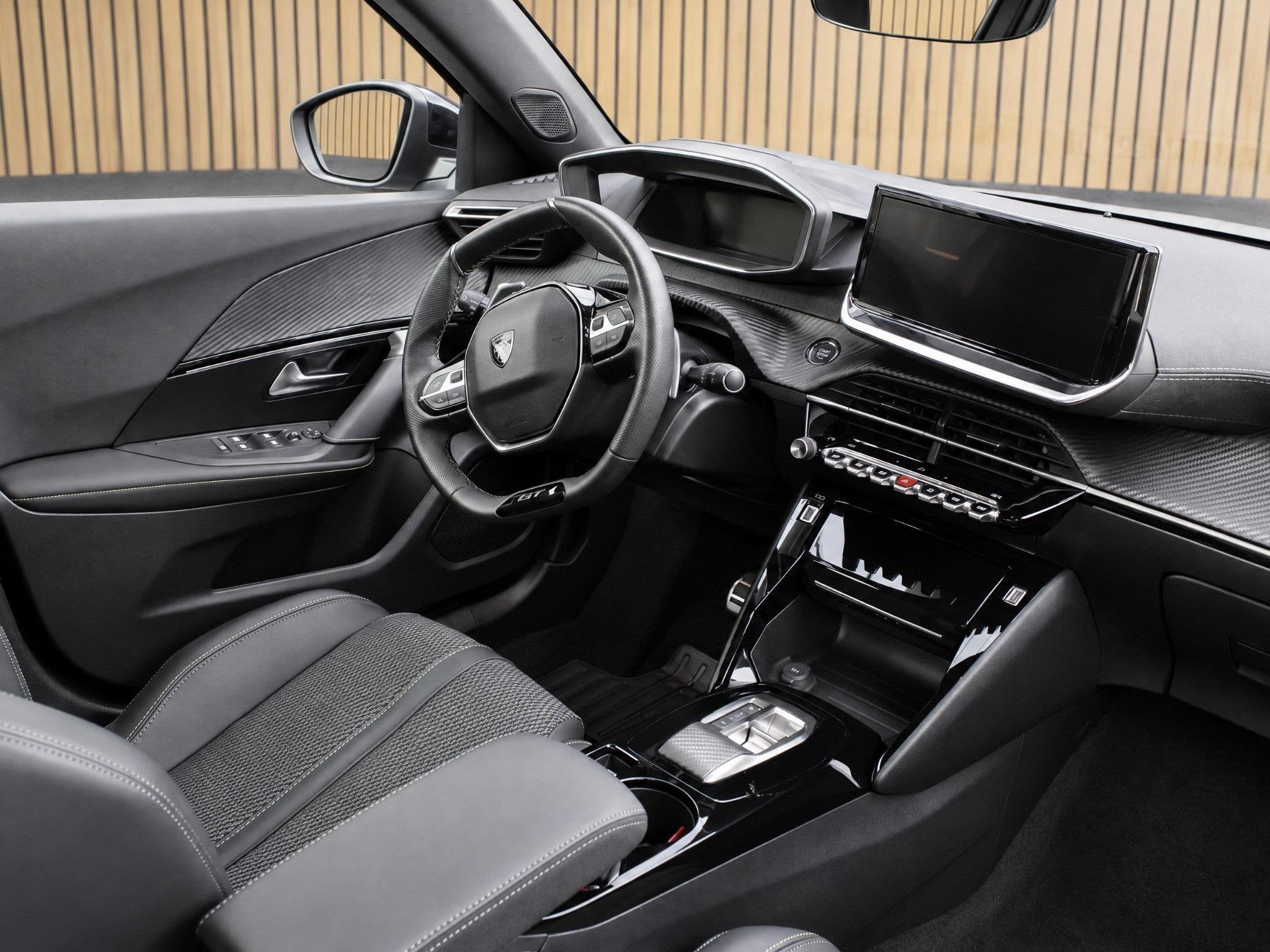 Peugeot 2008 1.2 Hybrid 145 GT VOORRAAD KORTING, Auto's, Euro 6, 1199 cc, Leder en Stof, Origineel Nederlands
