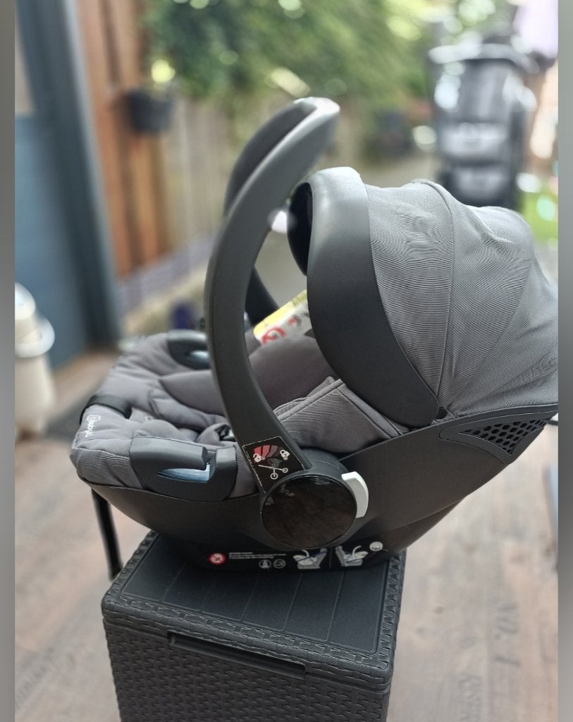 babyautostoel met draagbeugel, 0 t/m 13 kg, Ophalen, Overige merken, Gebruikt