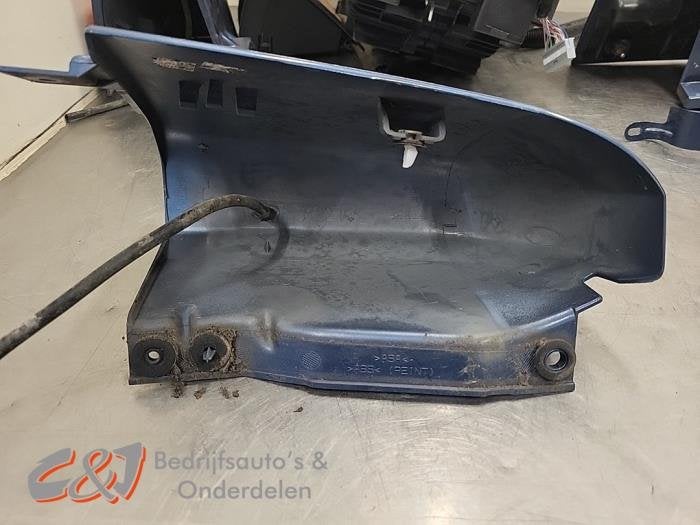 C-stijl afdekkap rechts van een Renault Trafic, Gebruikt, -, Renault, -