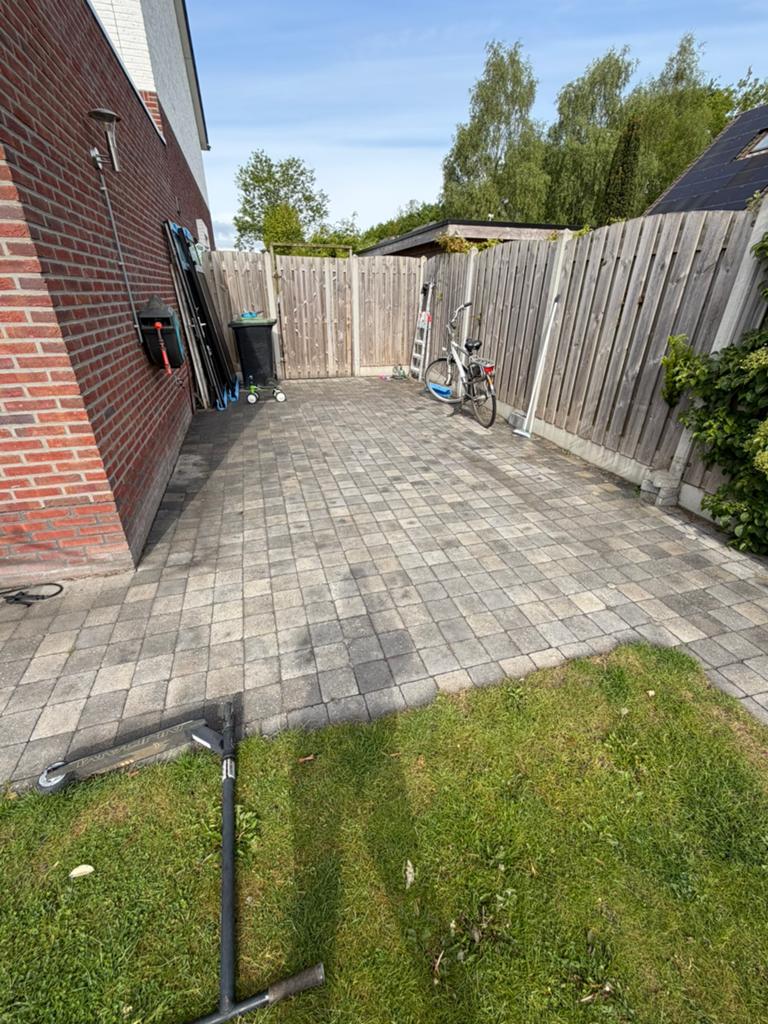 Gratis af te halen 43m2 grijze klinkers, Ophalen of Verzenden, Gebruikt, Beton, Klinkers