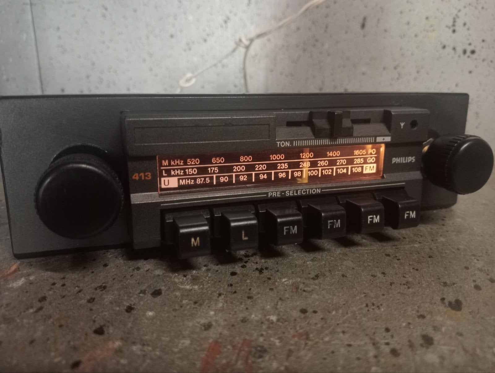 Philips 413 Fm Radio Oldtimer Youngtimer, Auto diversen, Autoradio's, Ophalen of Verzenden