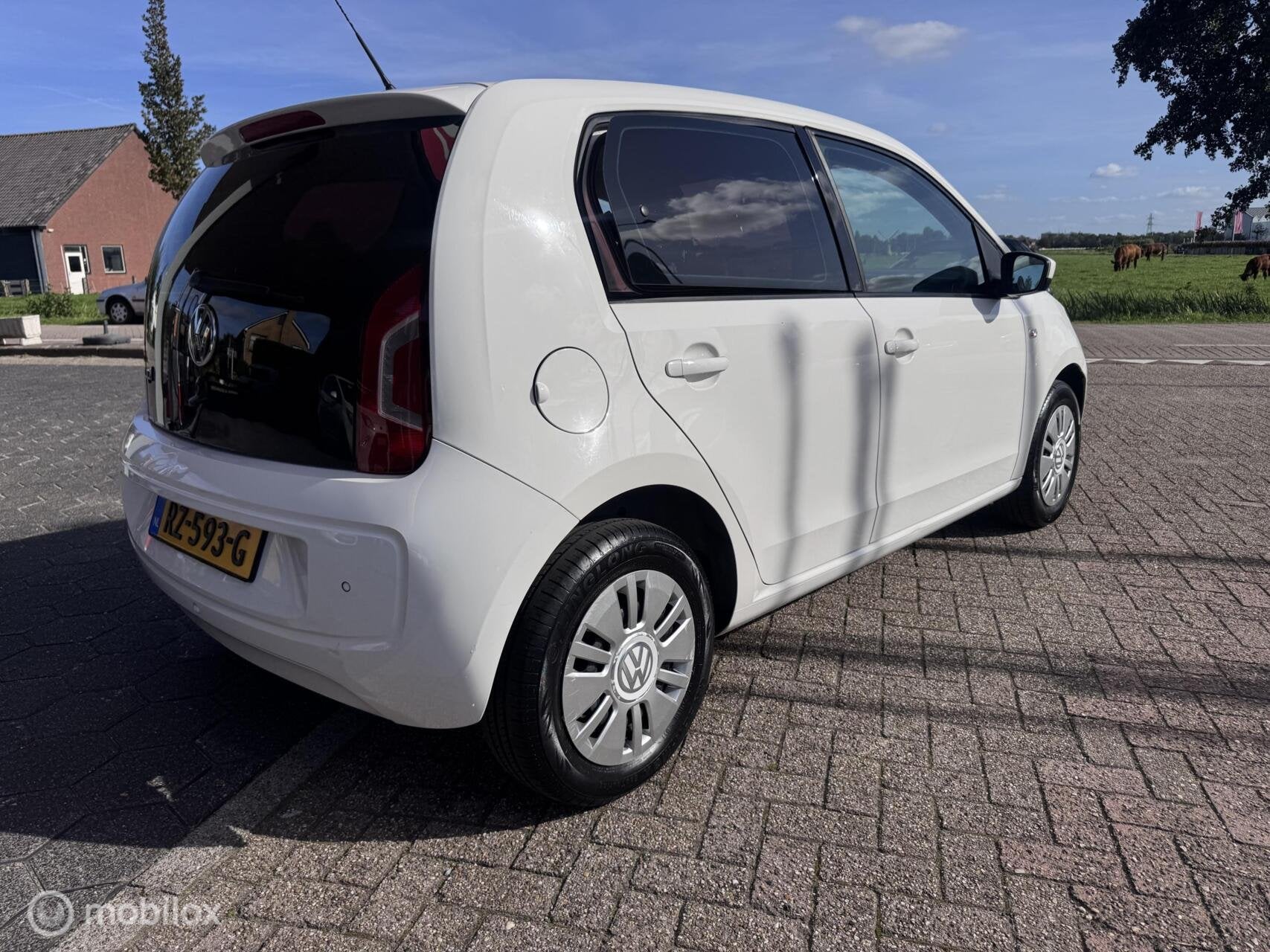Foto 5 van Volkswagen Up! 1.0 move up! BlueMotion