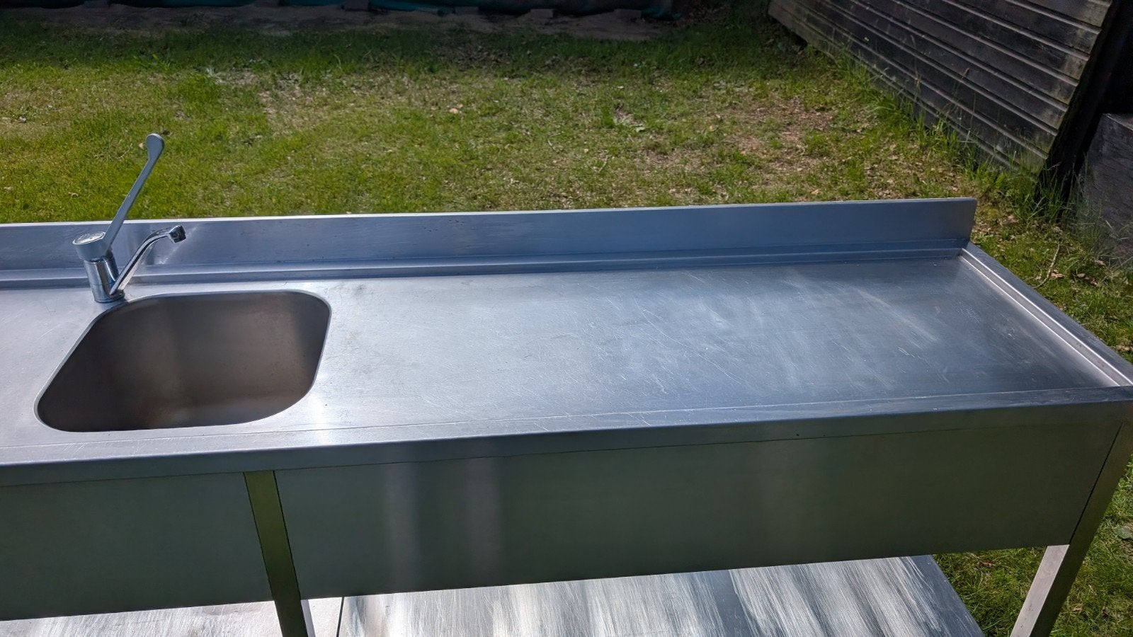RVS Spoeltafel met onderlegplanken - 270x60x88cm, Ophalen, Gebruikt, RVS Meubilair