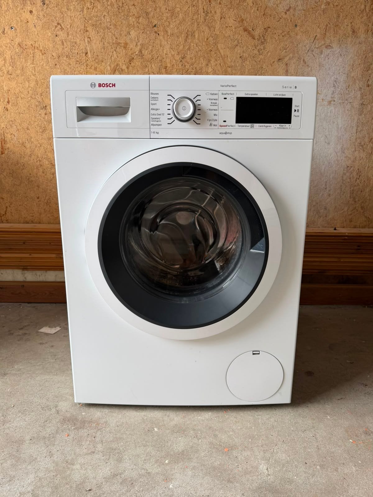 Bosch 8 Serie VarioPerfect 8KG DriveSilence, Witgoed en Apparatuur, Wasmachines, Ophalen, 8 tot 10 kg, Voorlader, Energieklasse A of zuiniger