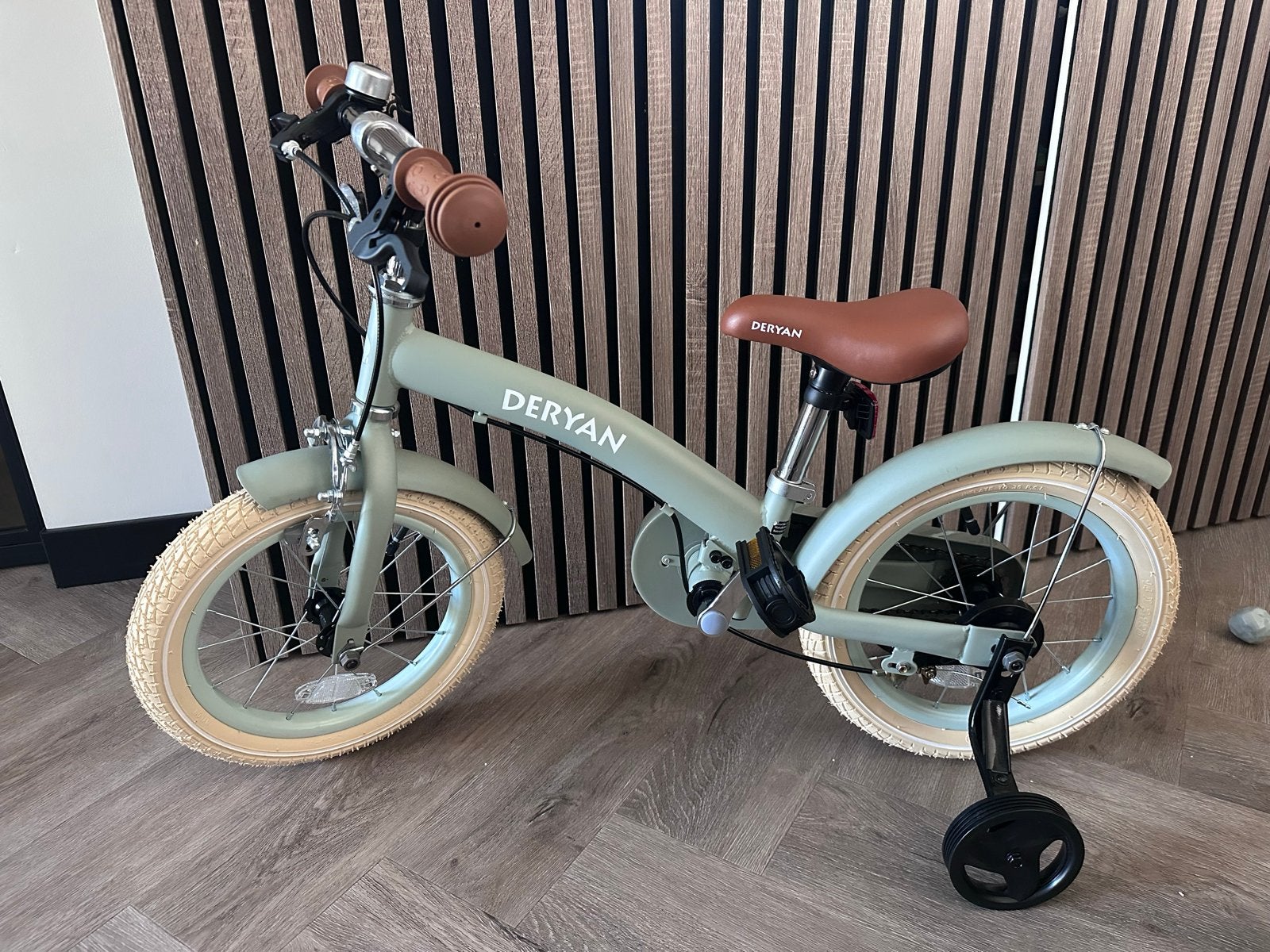 Deryan Kinderfiets 3-in-1 14 inch met zijwieltjes - nieuw, Ophalen, Zijwieltjes, 16 tot 20 inch, Velgrem