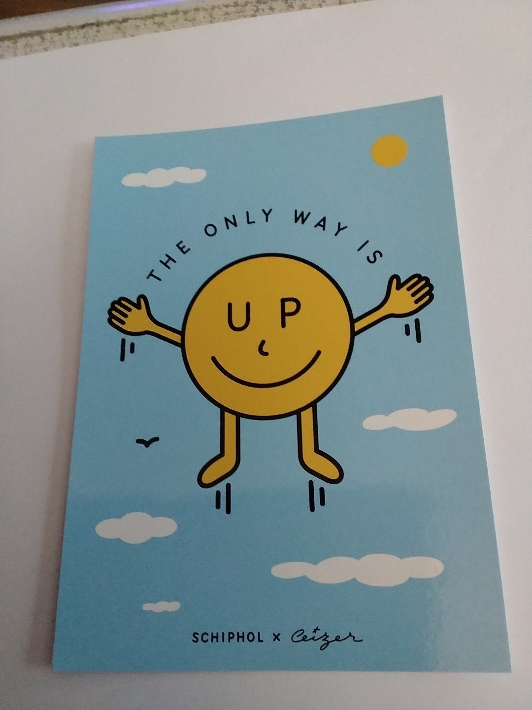 Schiphol x Cetzer 'The Only Way Is UP' Ansichtkaart, Verzamelen, Ophalen of Verzenden