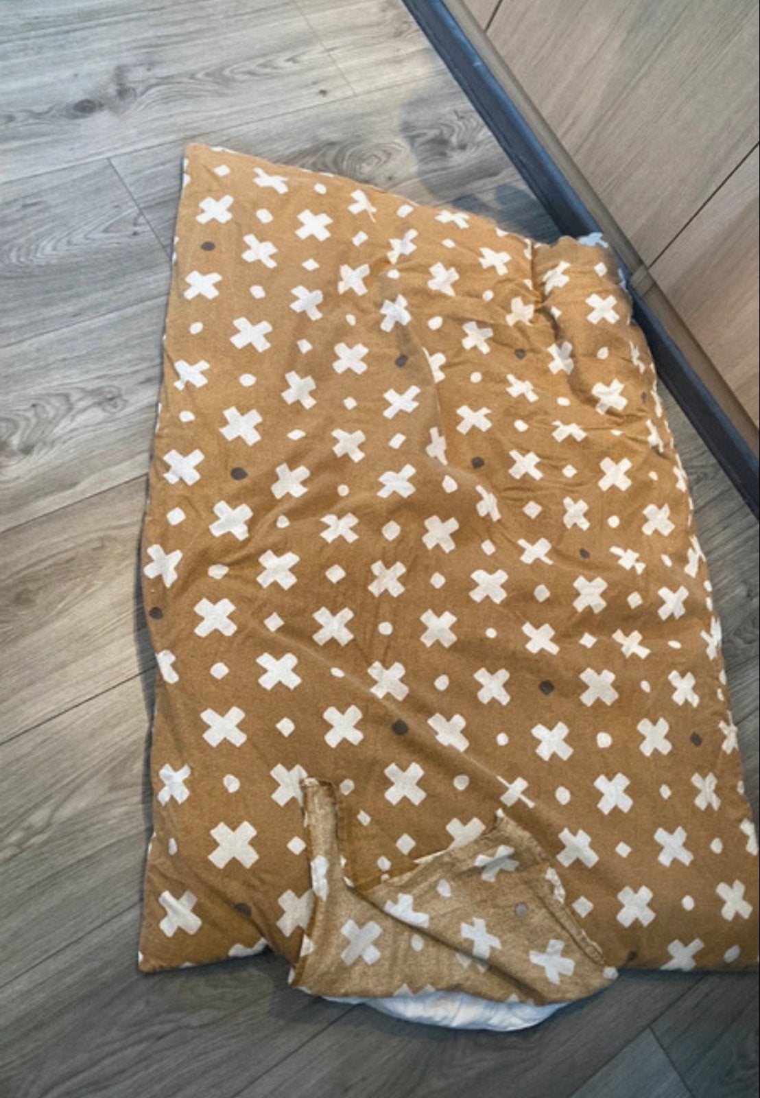 Wehkamp Ledikant Dekbed Luxe 100x135 cm - Zo goed als nieuw, Overige merken, Bruin, Jongetje of Meisje, Ledikant