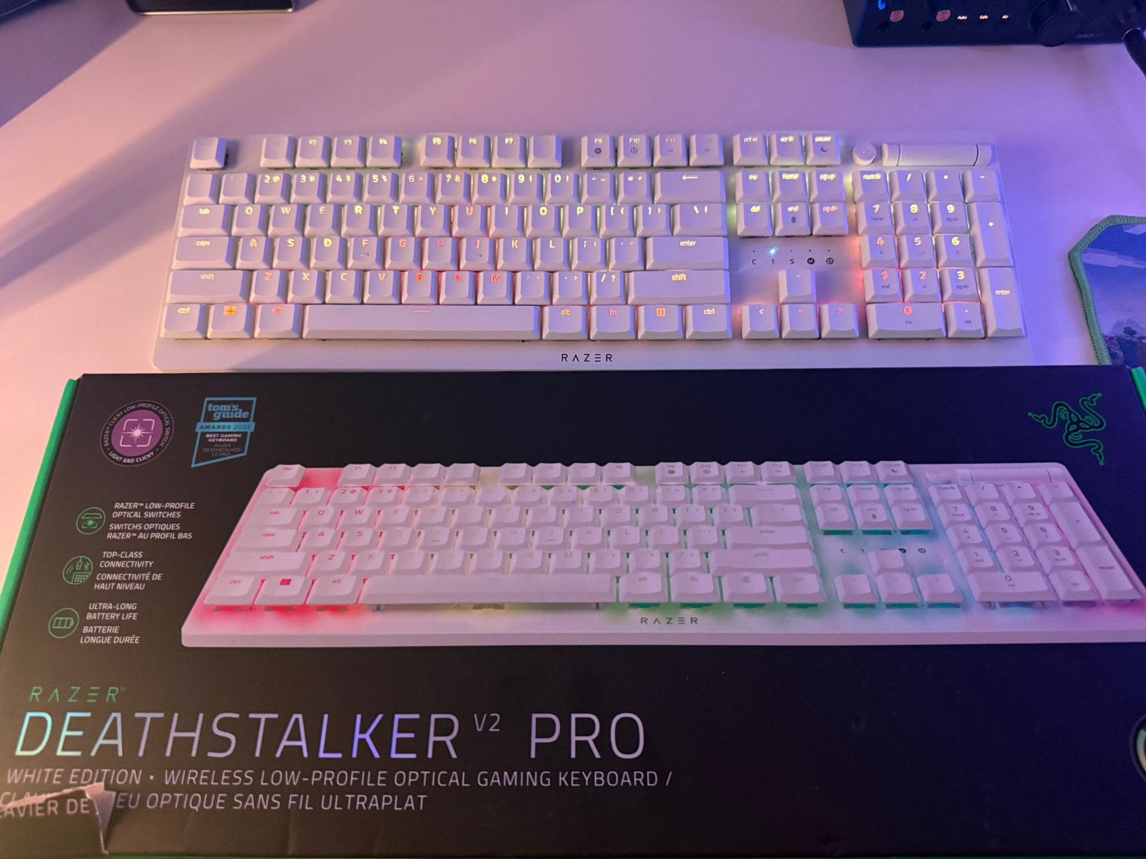 Razer Deathstalker V2 pro purple switches, Computers en Software, Gaming toetsenbord, Ophalen of Verzenden, Zo goed als nieuw